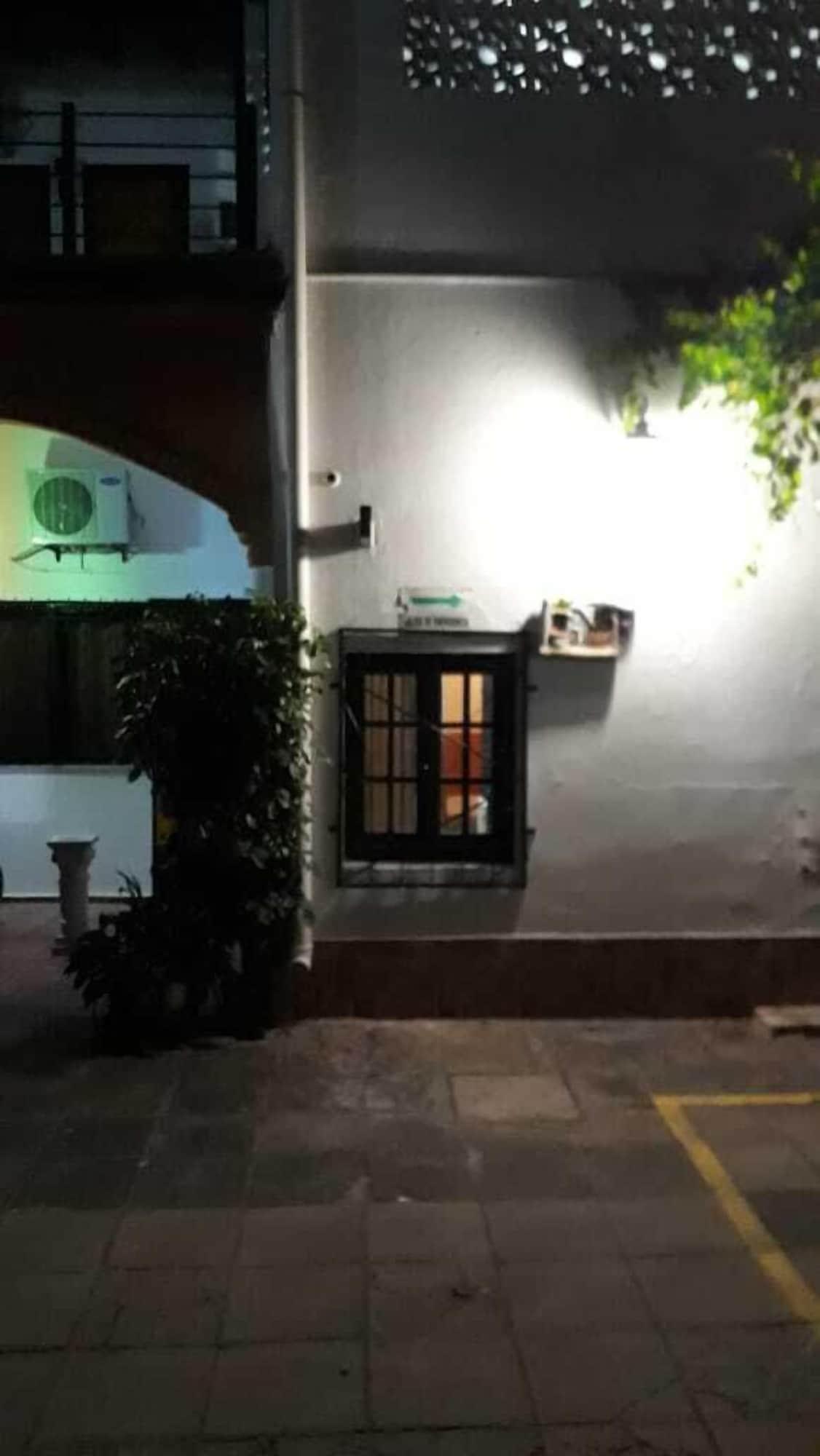 Residencia Leones De Castilla Asuncion Luaran gambar