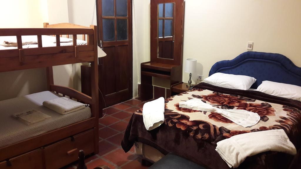 Residencia Leones De Castilla Asuncion Luaran gambar