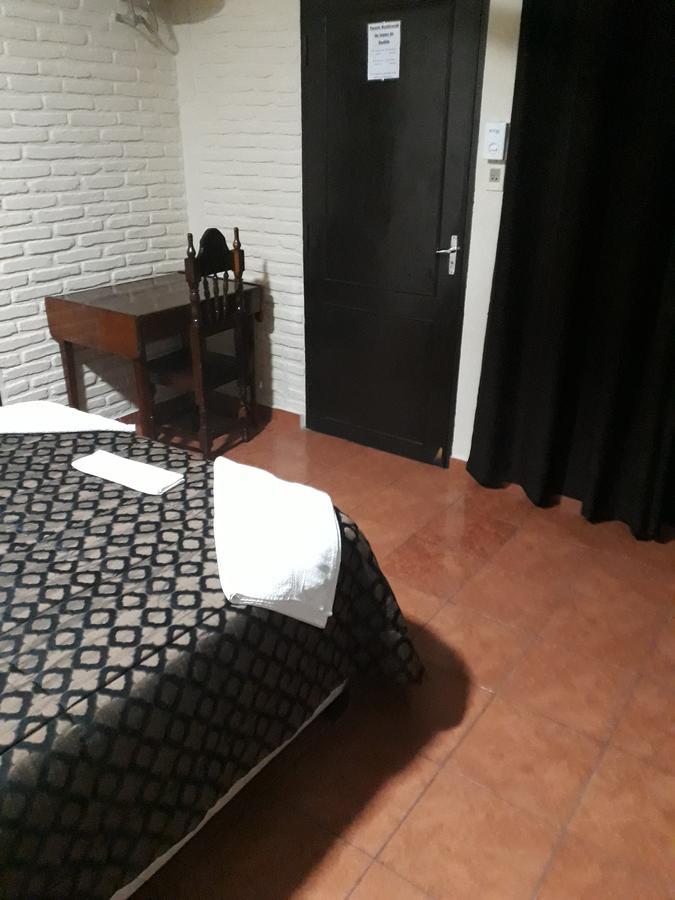 Residencia Leones De Castilla Asuncion Luaran gambar