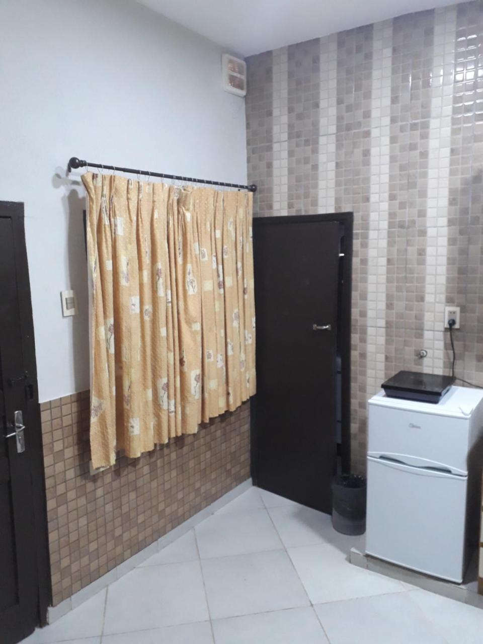 Residencia Leones De Castilla Asuncion Luaran gambar