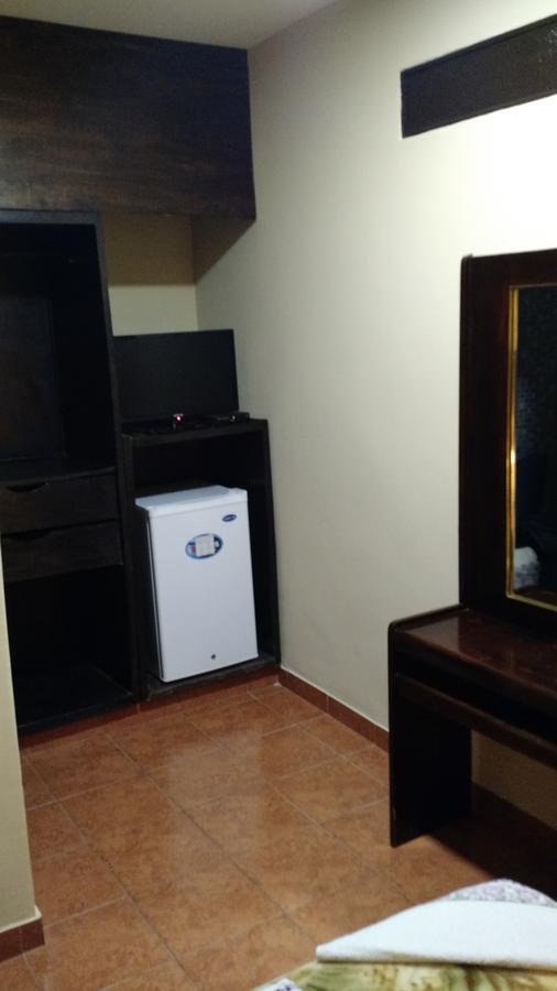 Residencia Leones De Castilla Asuncion Luaran gambar