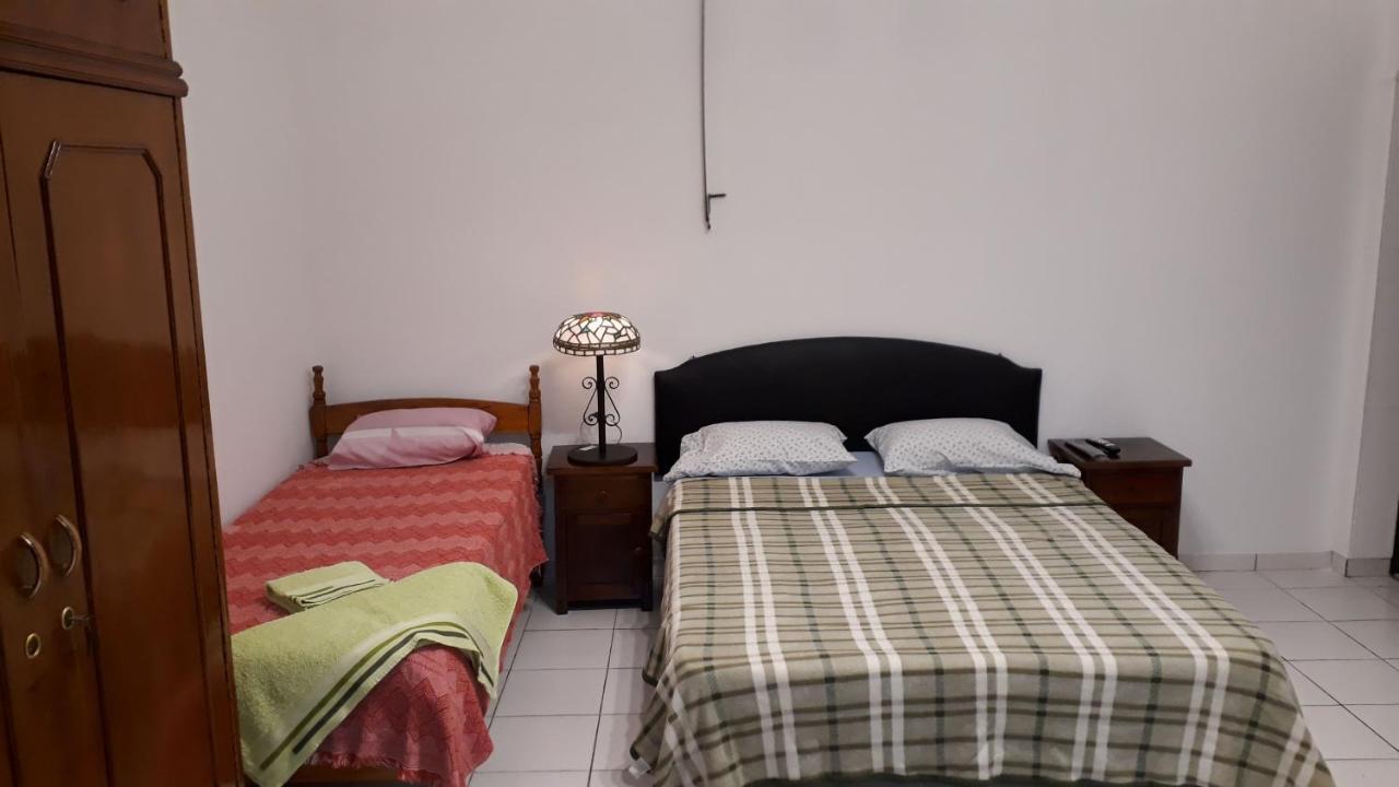 Residencia Leones De Castilla Asuncion Luaran gambar